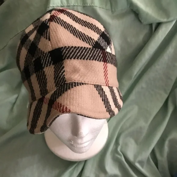 Burberry | Accessories | Authentic Burberry Wool Satin Lined  display picture 2